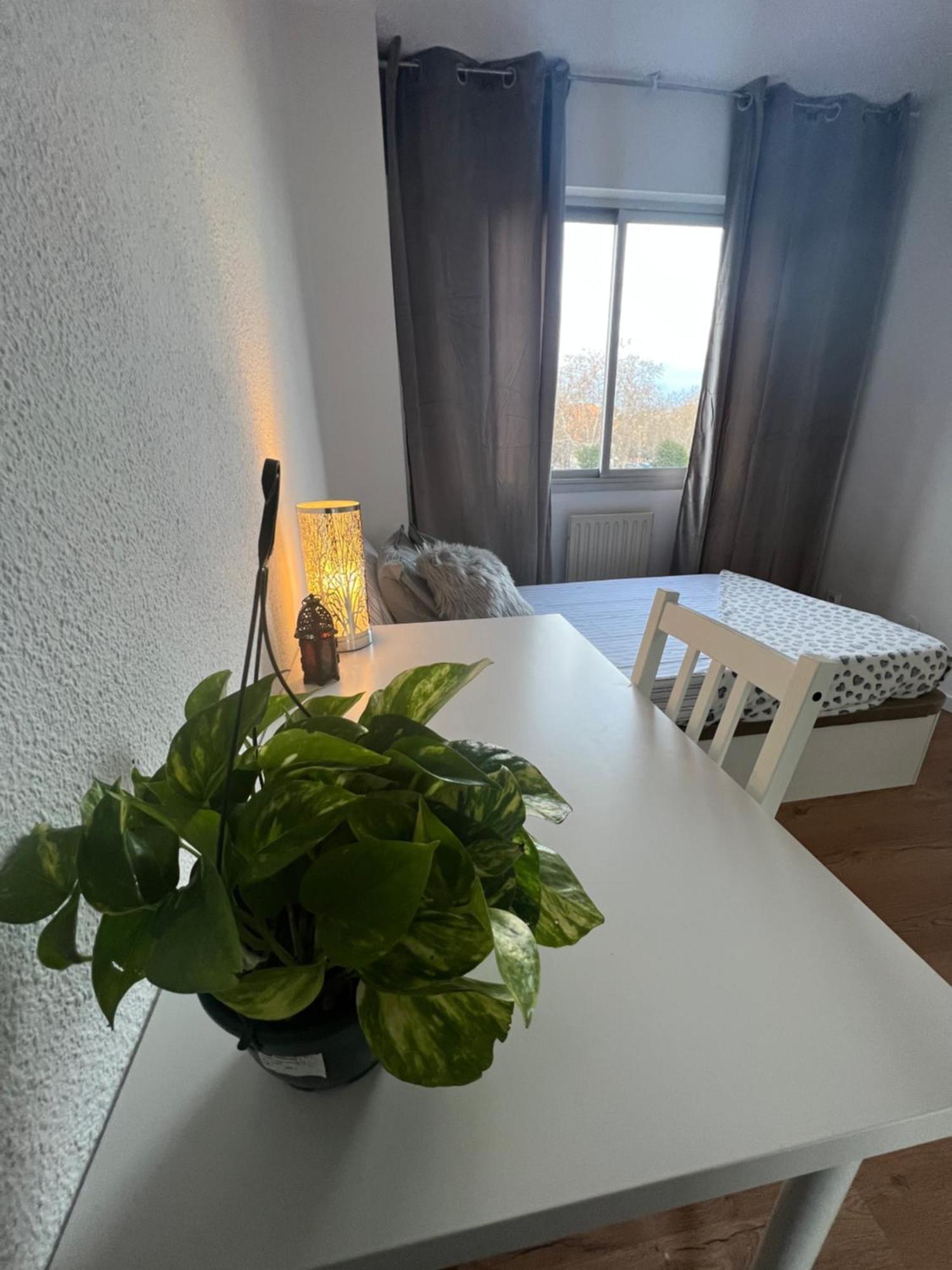 Habitacion En Мадрид Экстерьер фото