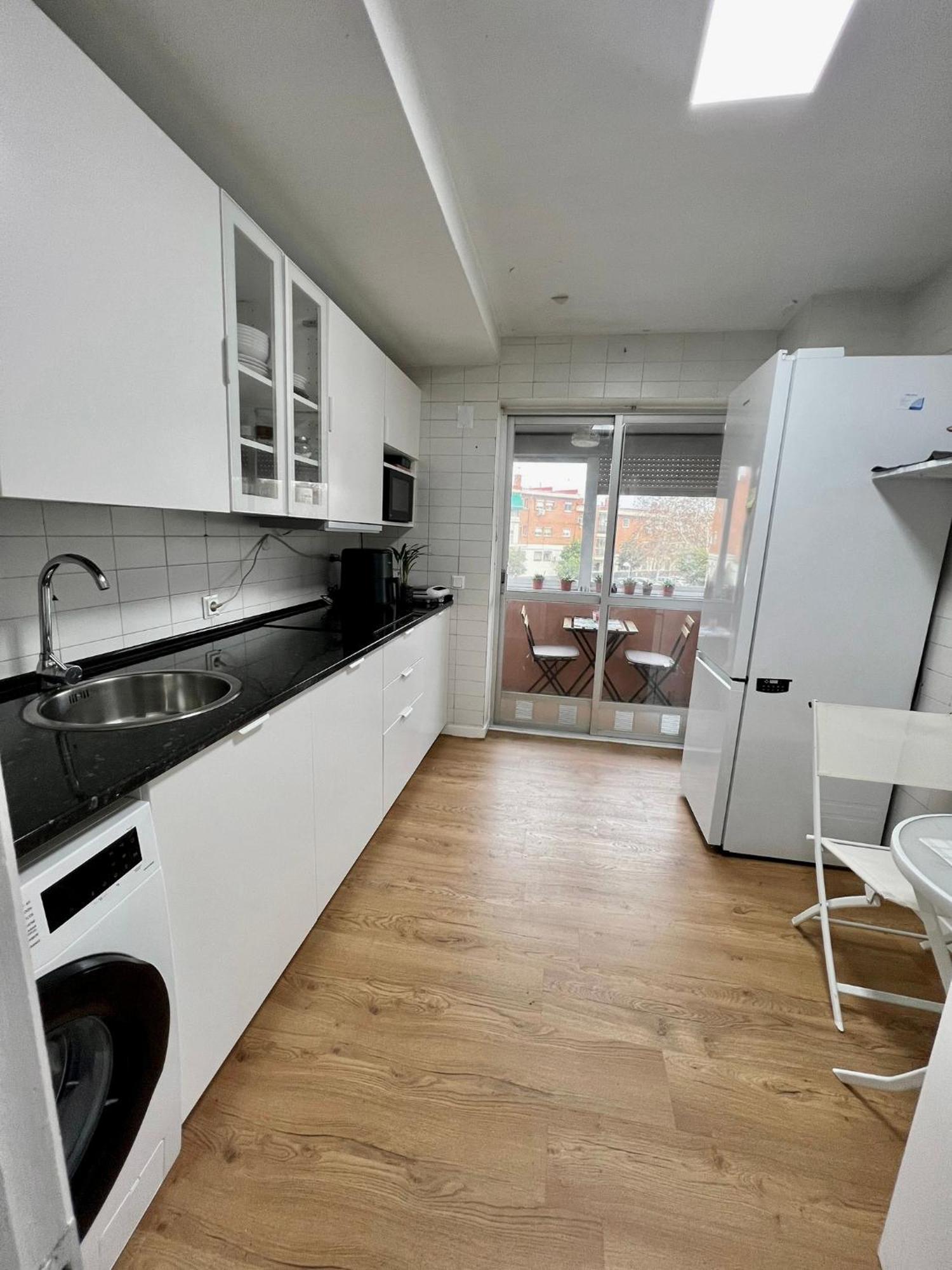 Habitacion En Мадрид Экстерьер фото